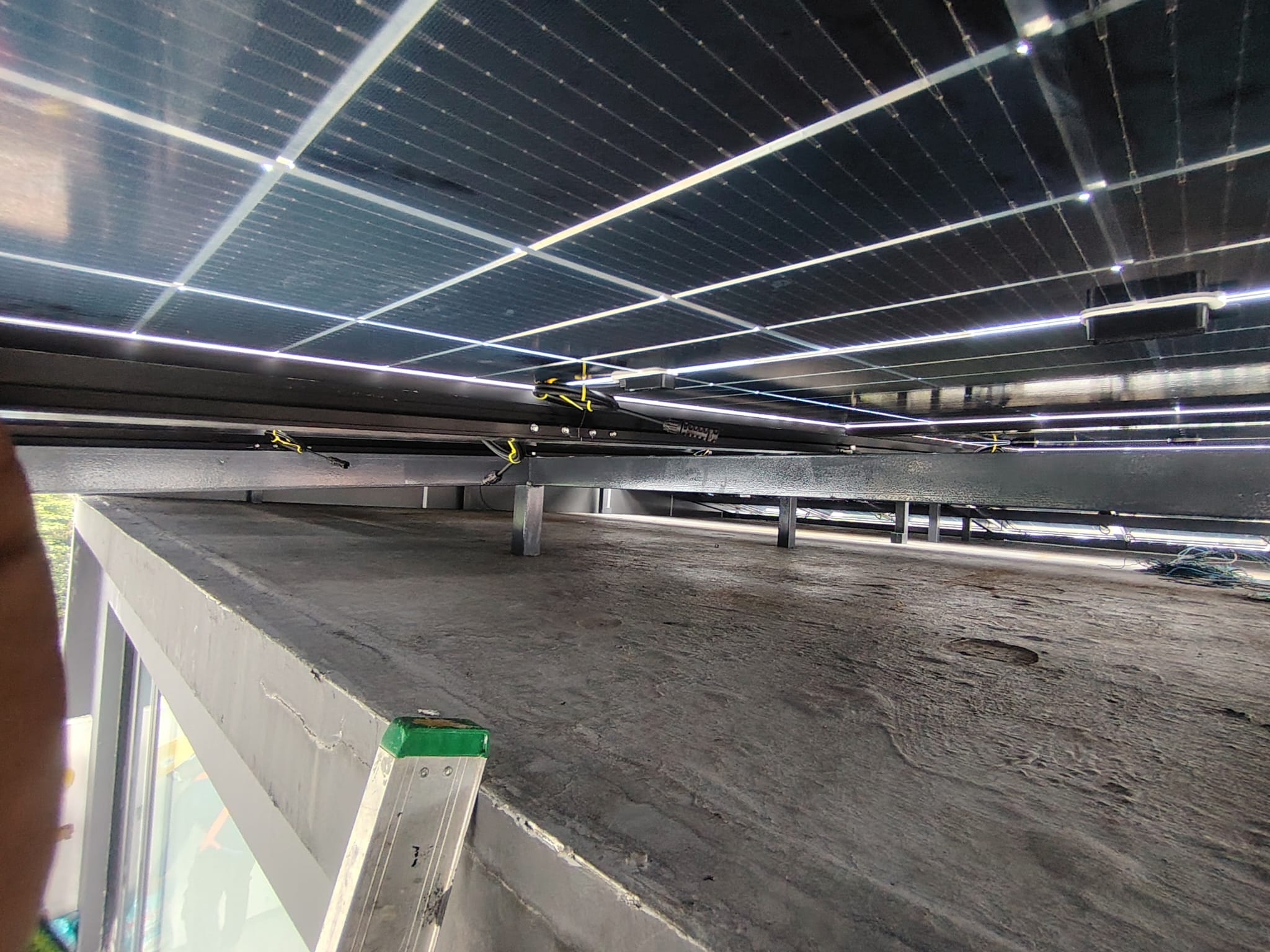 Technical deep-dive: mounting, sealing, structure & inverters