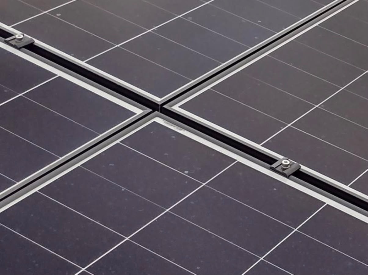Technical deep-dive: mounting, sealing, structure & inverters